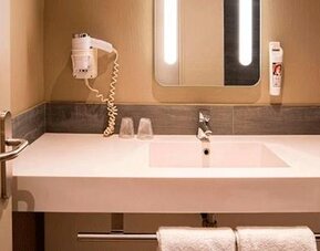 Ibis Paris Tour Montparnasse Paris 15ème