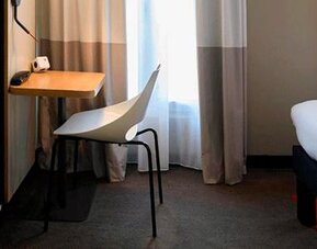 Ibis Paris Tour Montparnasse Paris 15ème