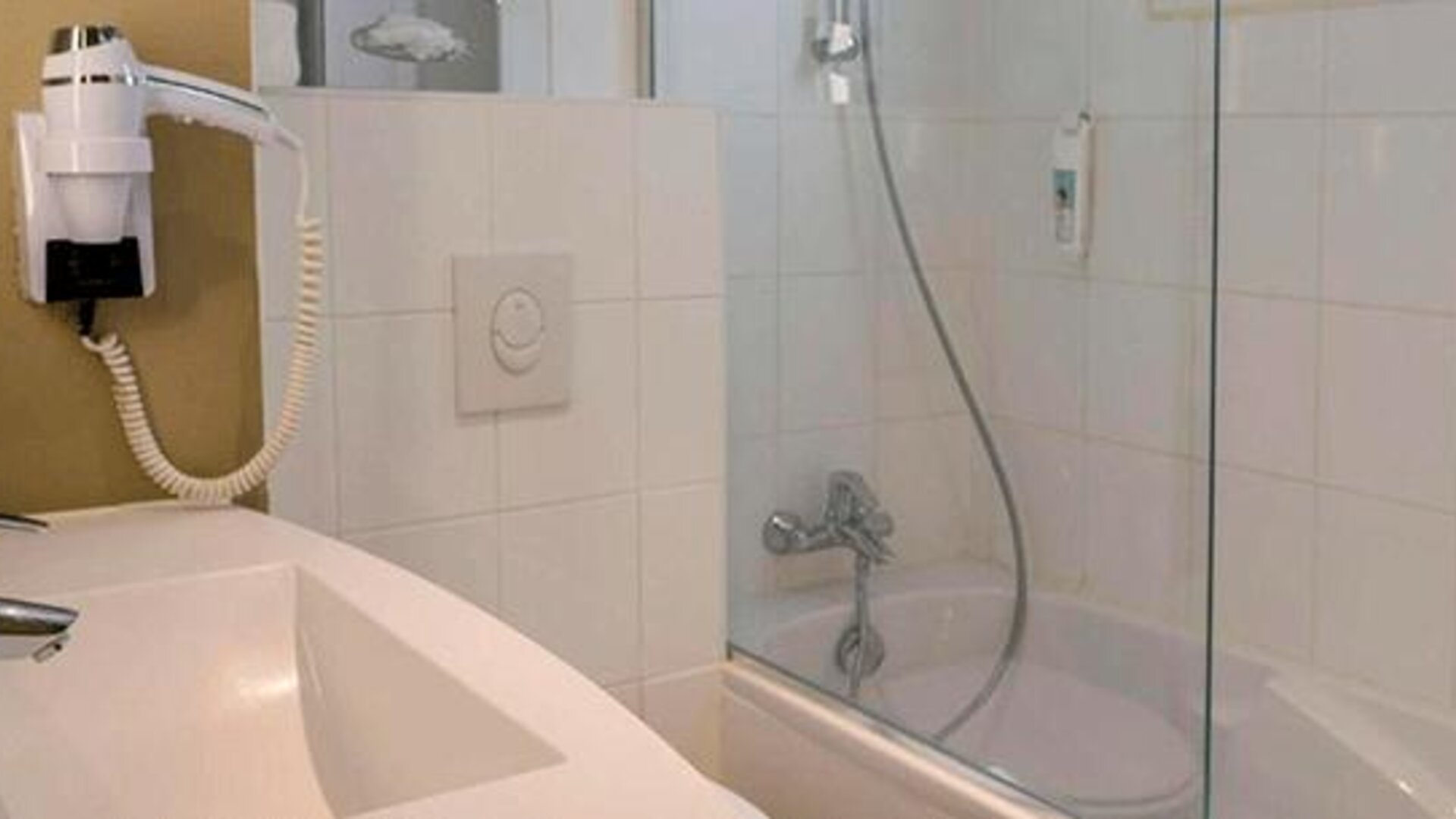 Ibis Paris Tour Montparnasse Paris 15ème