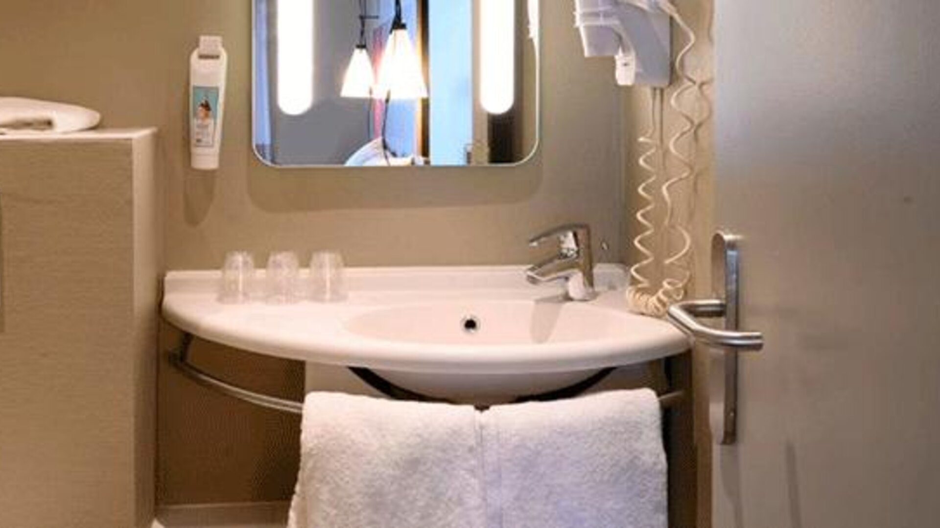 Ibis Paris Tour Montparnasse Paris 15ème