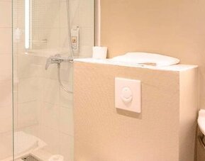 Ibis Paris Tour Montparnasse Paris 15ème