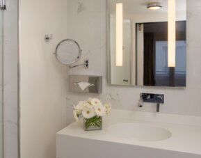 NH Paris Champs Elysées