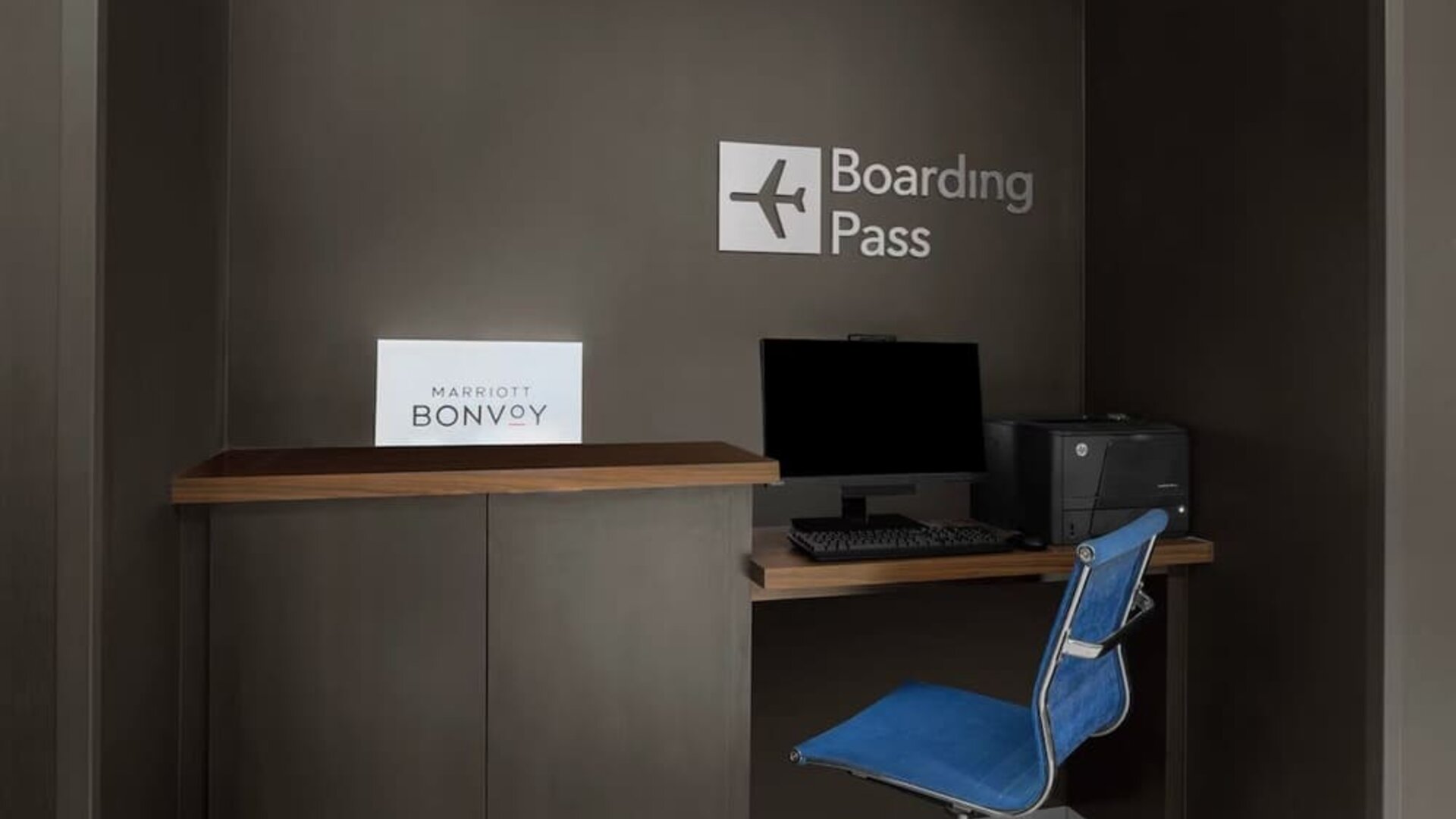 Business center available at Courtyard By Marriott Tampa Oldsmar.