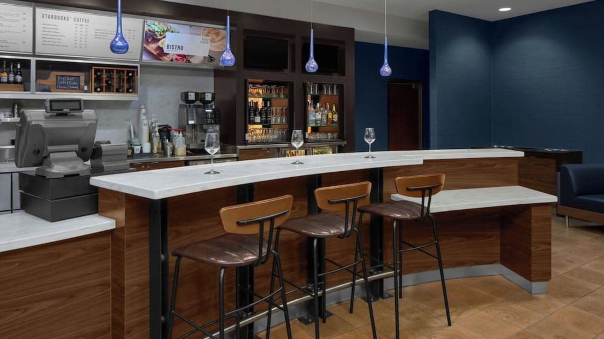 Hotel bar at Courtyard By Marriott Tampa Oldsmar.
