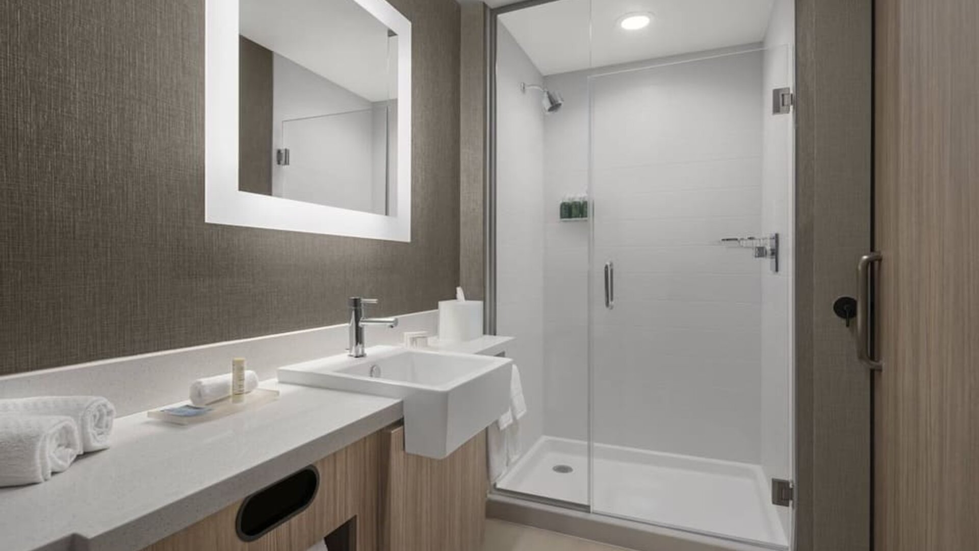 Guest bathroom with shower at SpringHill Suites Tuckahoe.