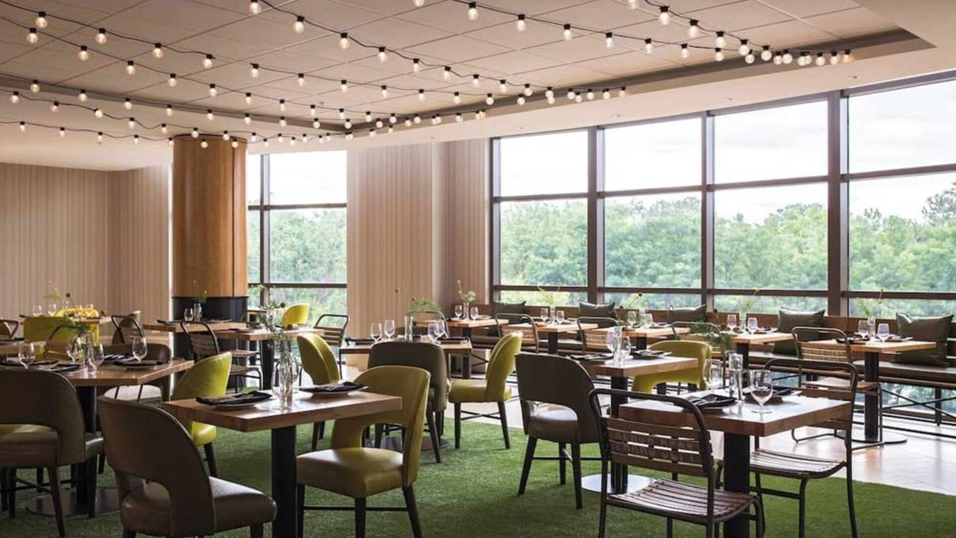 Dining area perfect for coworking at Renaissance Raleigh North Hills Hotel.
