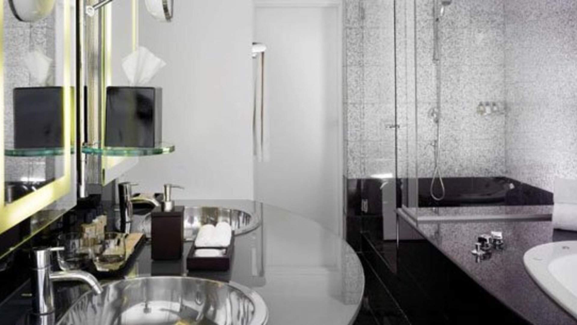 Van der Valk Hotel Paris CDG Airport