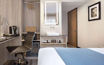 Day use room with work desk at Wingate By Wyndham New York Midtown South/5th Ave.