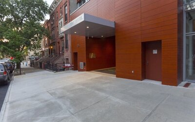 Hotel exterior at Edge Hotel NYC.