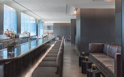 Hotel lobby and bar area at The Knickerbocker Hotel.