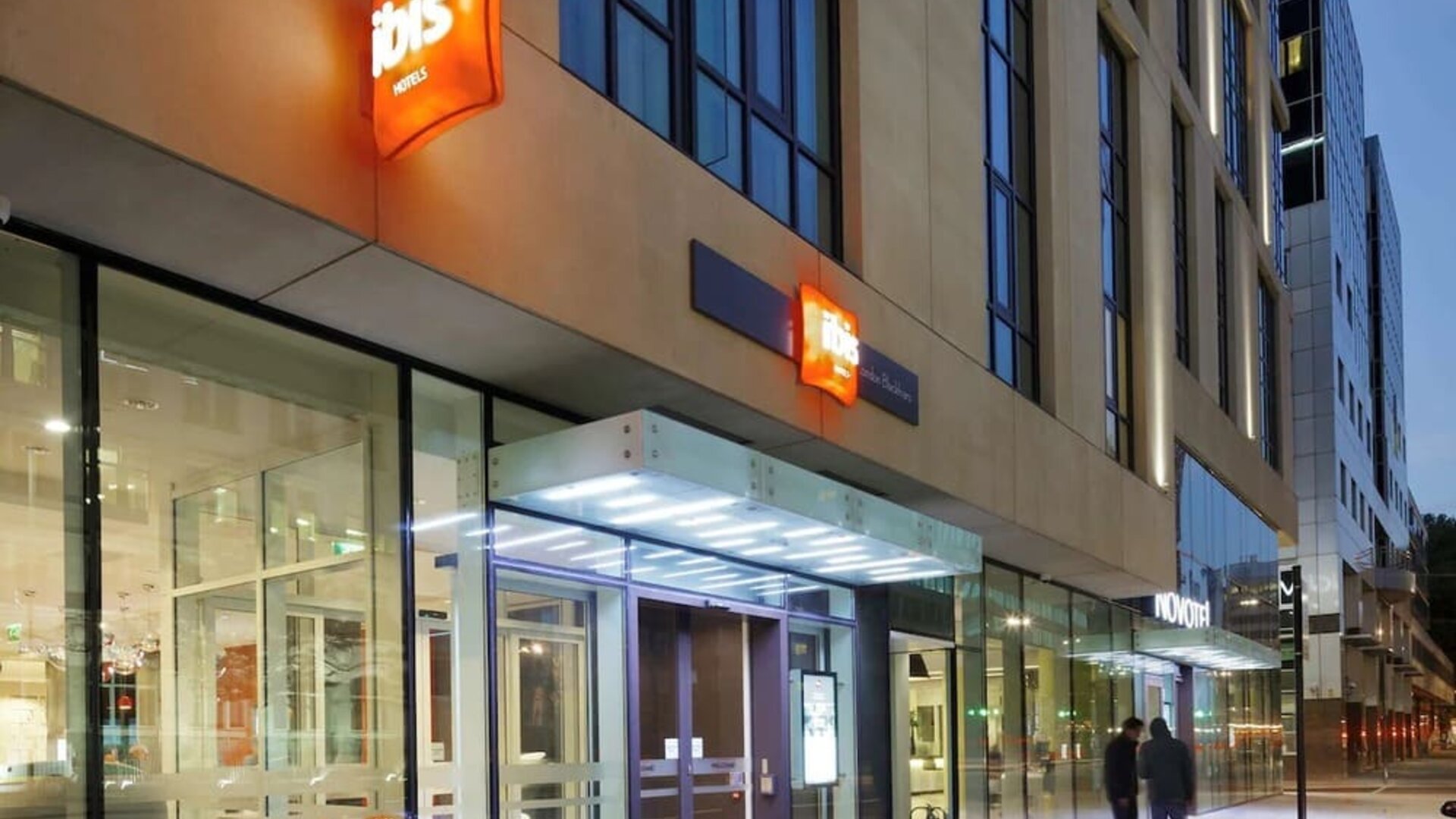 Entrance at Ibis London Blackfriars Hotel.