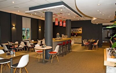 Dining area at ibis Sheffield City.