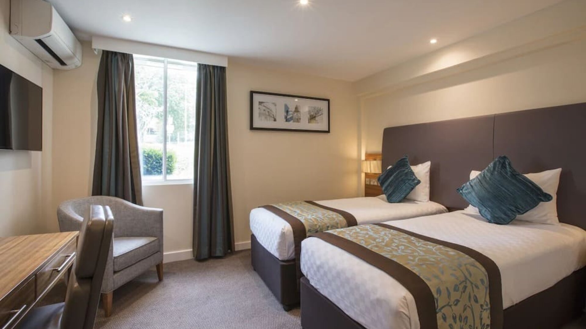 Bright and spacious day use twin room at Thistle London Heathrow Terminal 5 Hotel.
