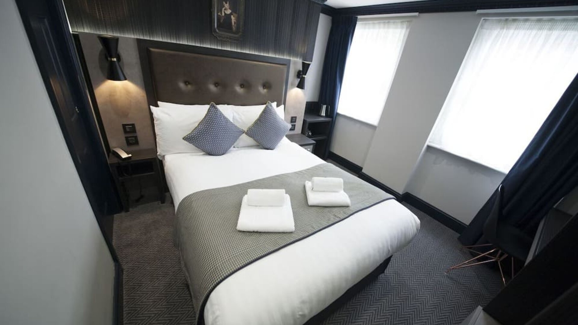 Bright and spacious day use room at The House Of Toby Hotel.