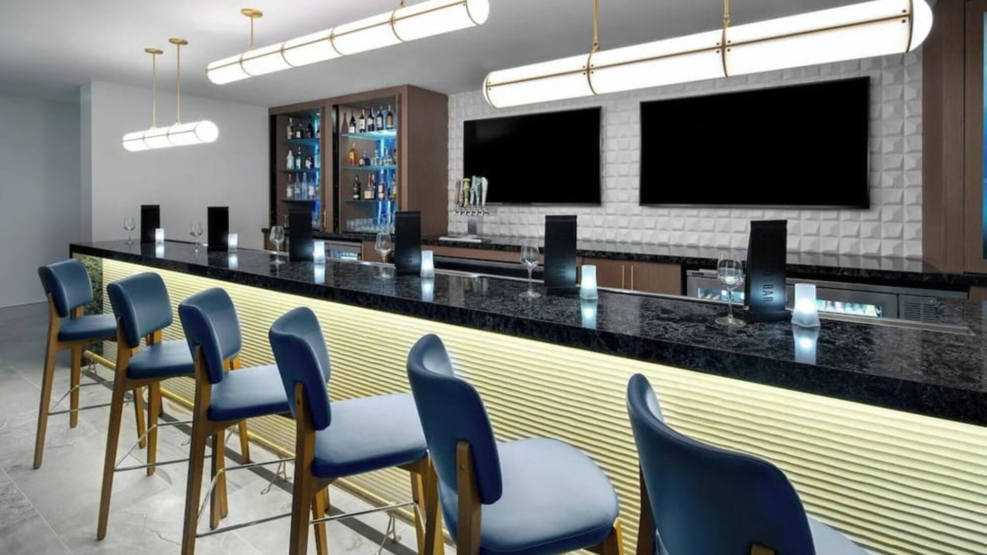 Hotel bar at Courtyard Delray Beach.

