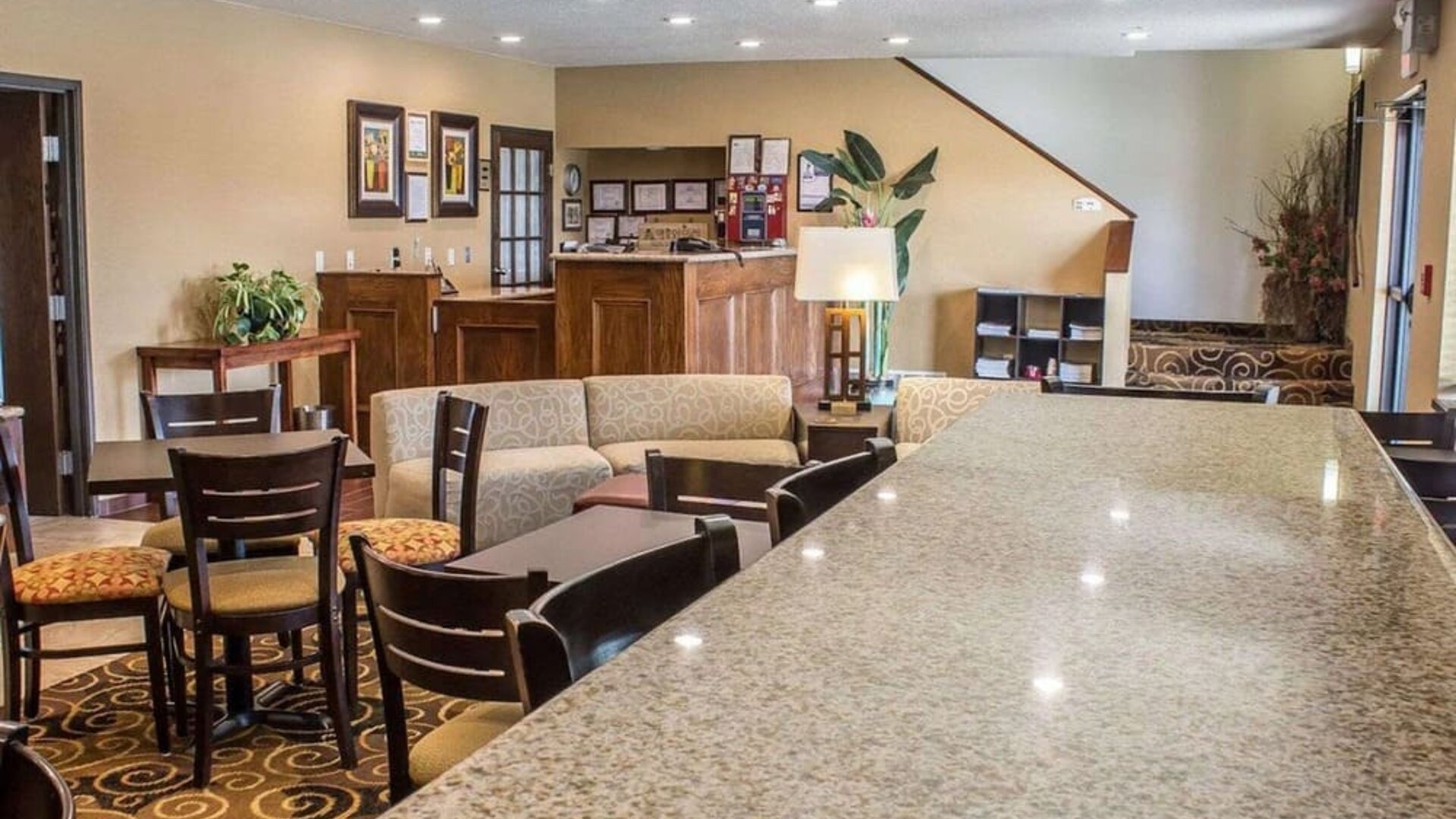 Lobby and coworking lounge at Rodeway Inn Milford.