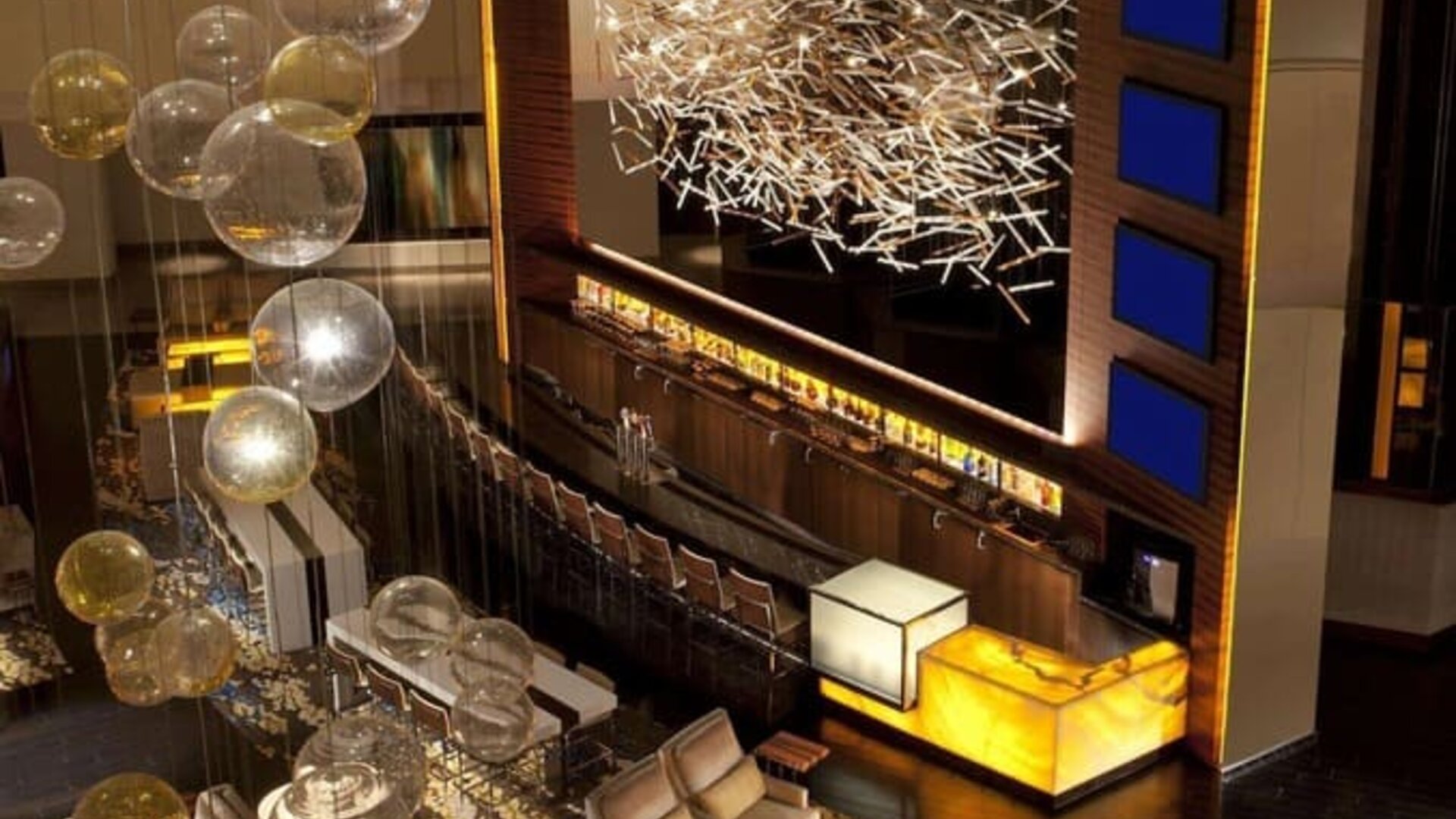 Hotel bar at Hilton McLean Tysons Corner.