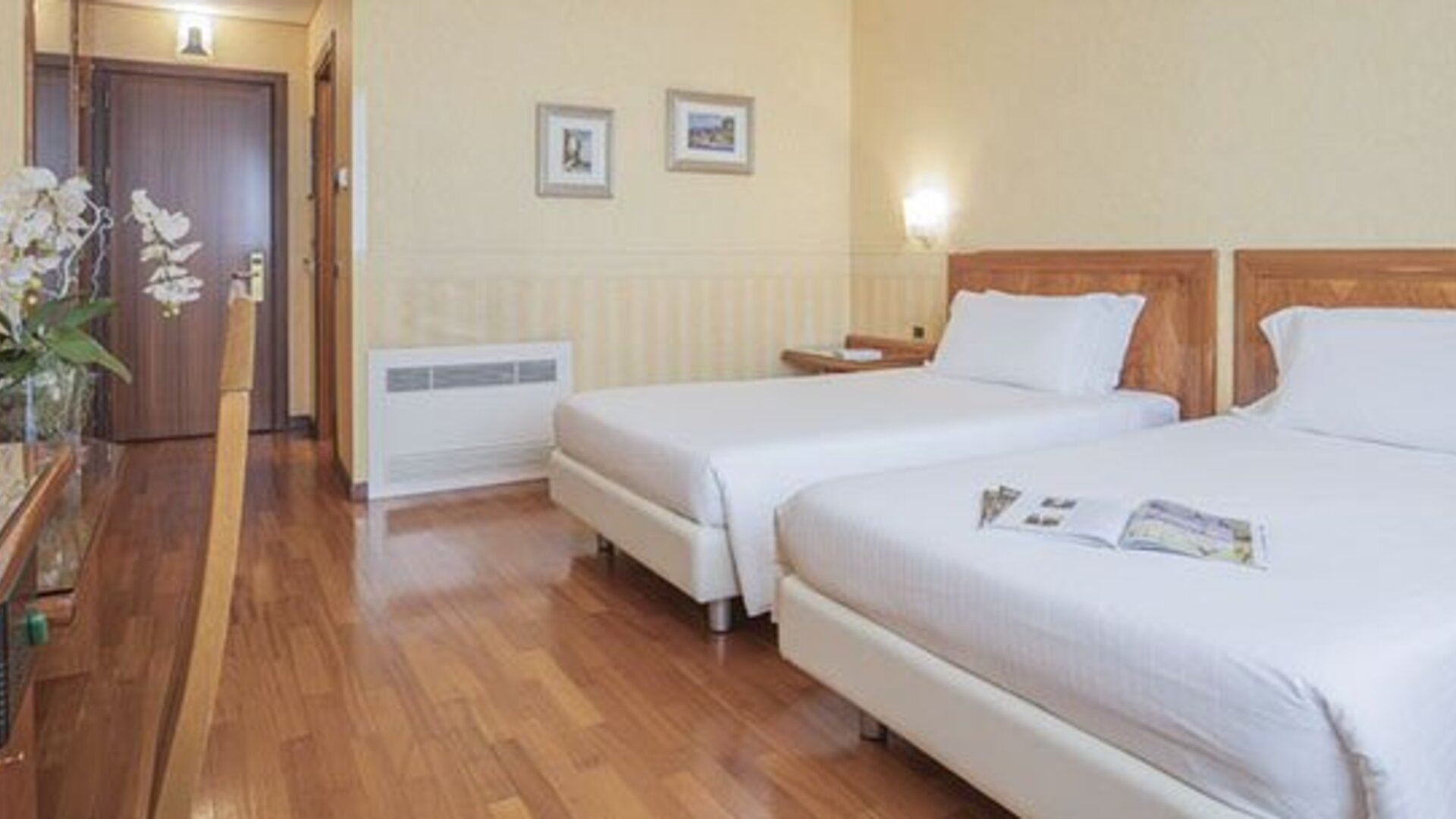 Montresor Hotel Tower