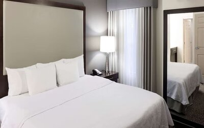Day use room with natural light at Homewood Suites By Hilton San Jose Airport-Silicon Valley.
