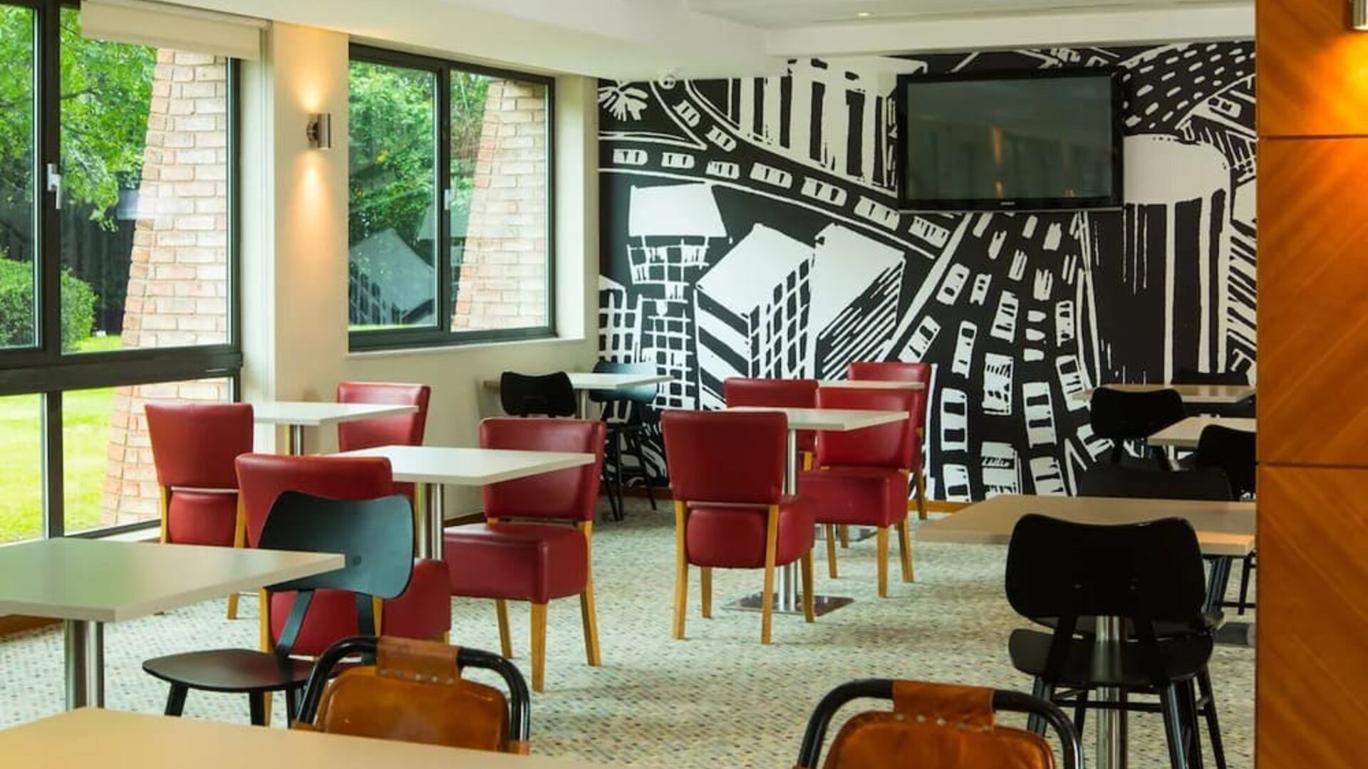 Dining area at ibis Styles Birmingham NEC.