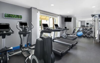 Fitness center at Hyatt Regency Valencia.