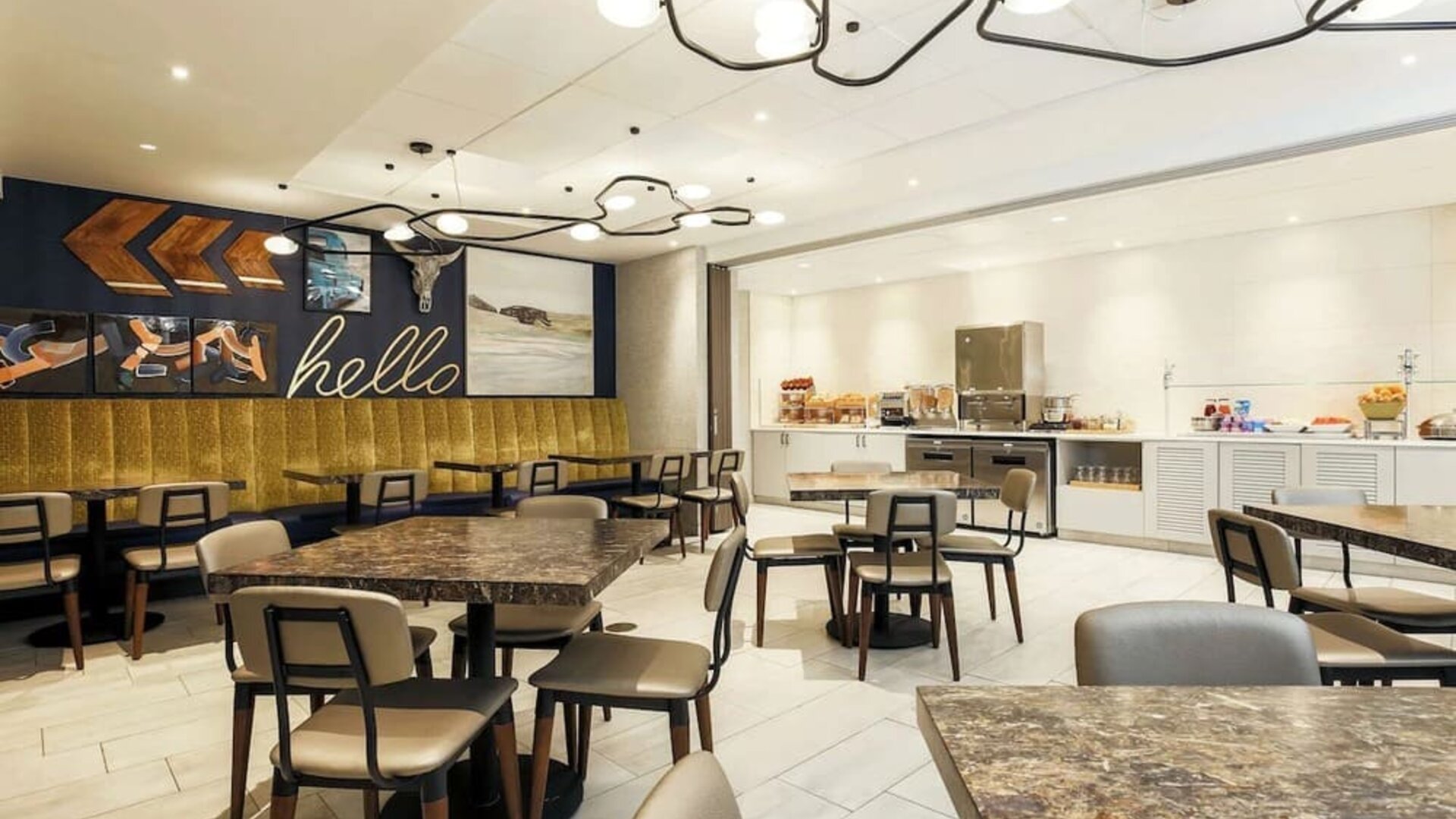 Dining area perfect for coworking at DoubleTree By Hilton Austin University Area.