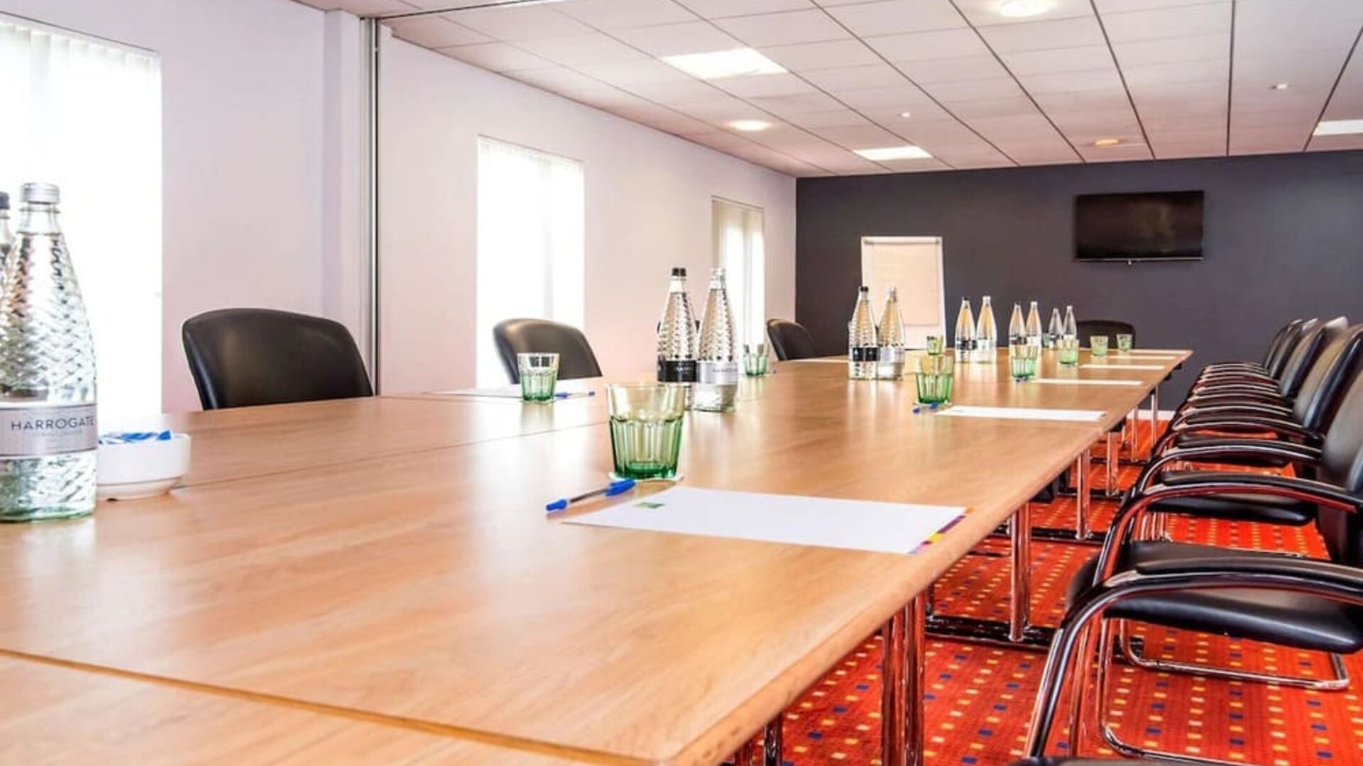 Professional meeting room at Ibis Styles Haydock.