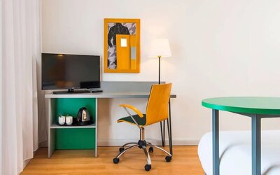 In-room workspace at Ibis Styles Haydock.