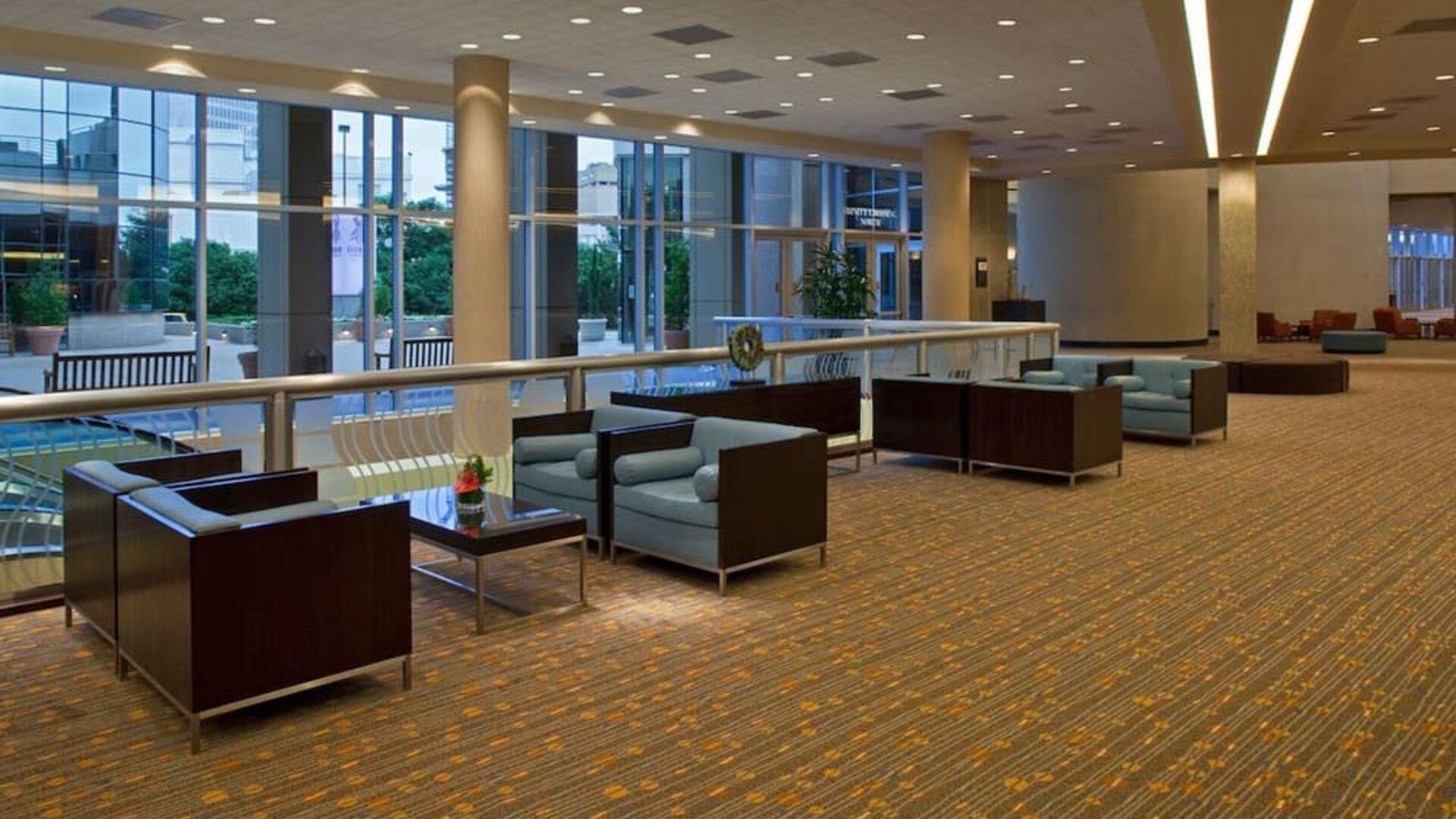 Lounge area perfect for coworking at Hyatt Regency Dallas.