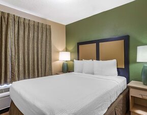 Romantic day room at Extended Stay America.