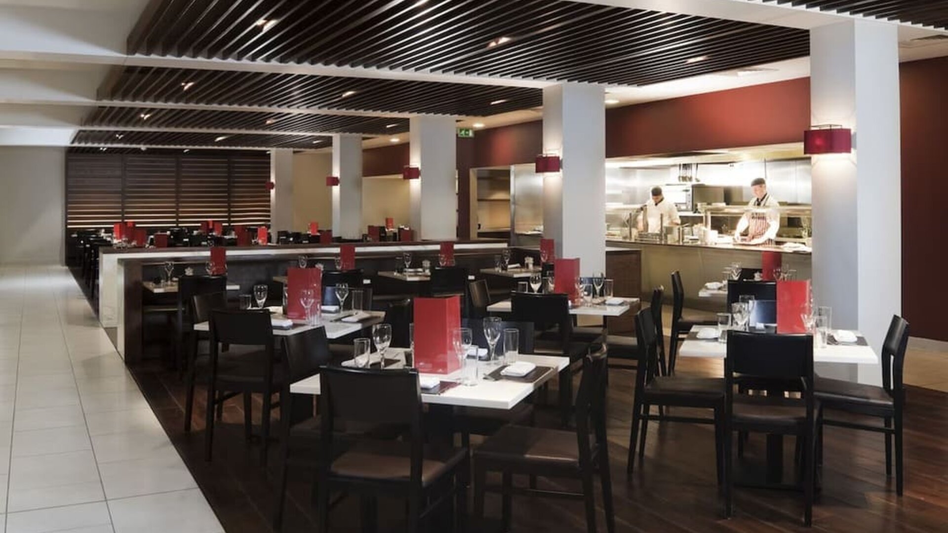 Dining area at Crowne Plaza London - Heathrow.