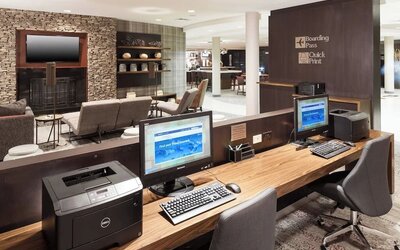 Business center available at Courtyard By Marriott Hattiesburg.