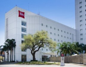 Ibis Monterrey Valle