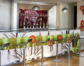 Ibis Monterrey Valle