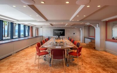 Meeting room at Canopy By Hilton Cannes.