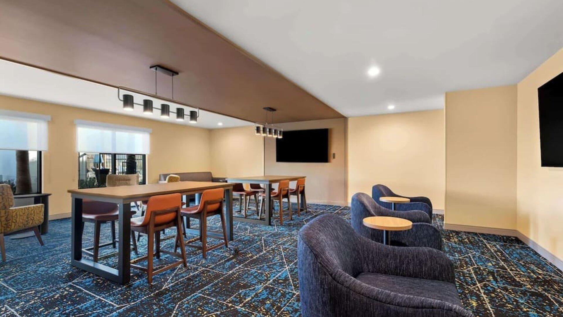 Hotel bar area at Hampton Inn & Suites Corona, CA.