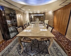 Professional meeting room at The Colonnade Hotel.