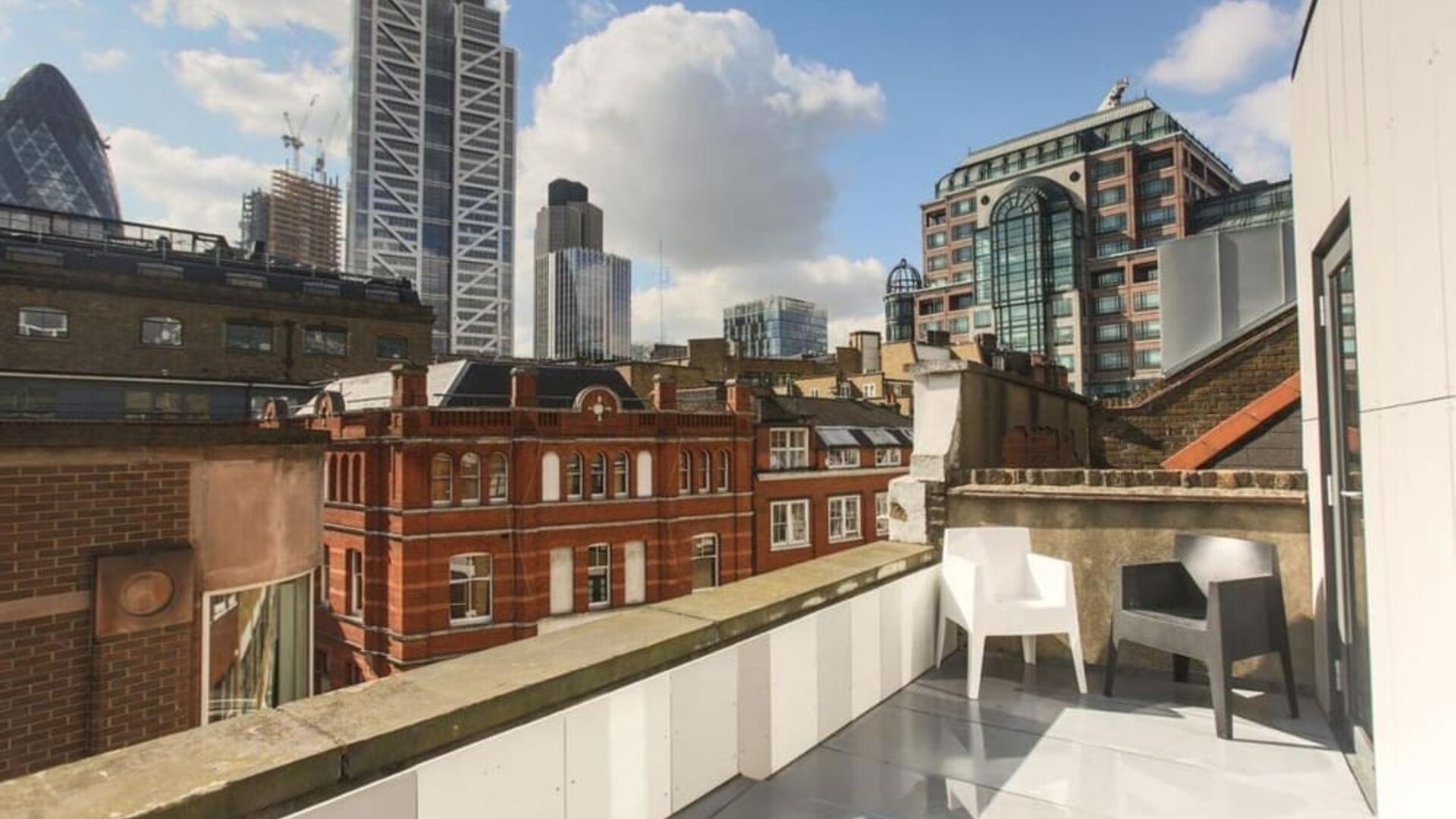 Rooftop at Room Home Stay.