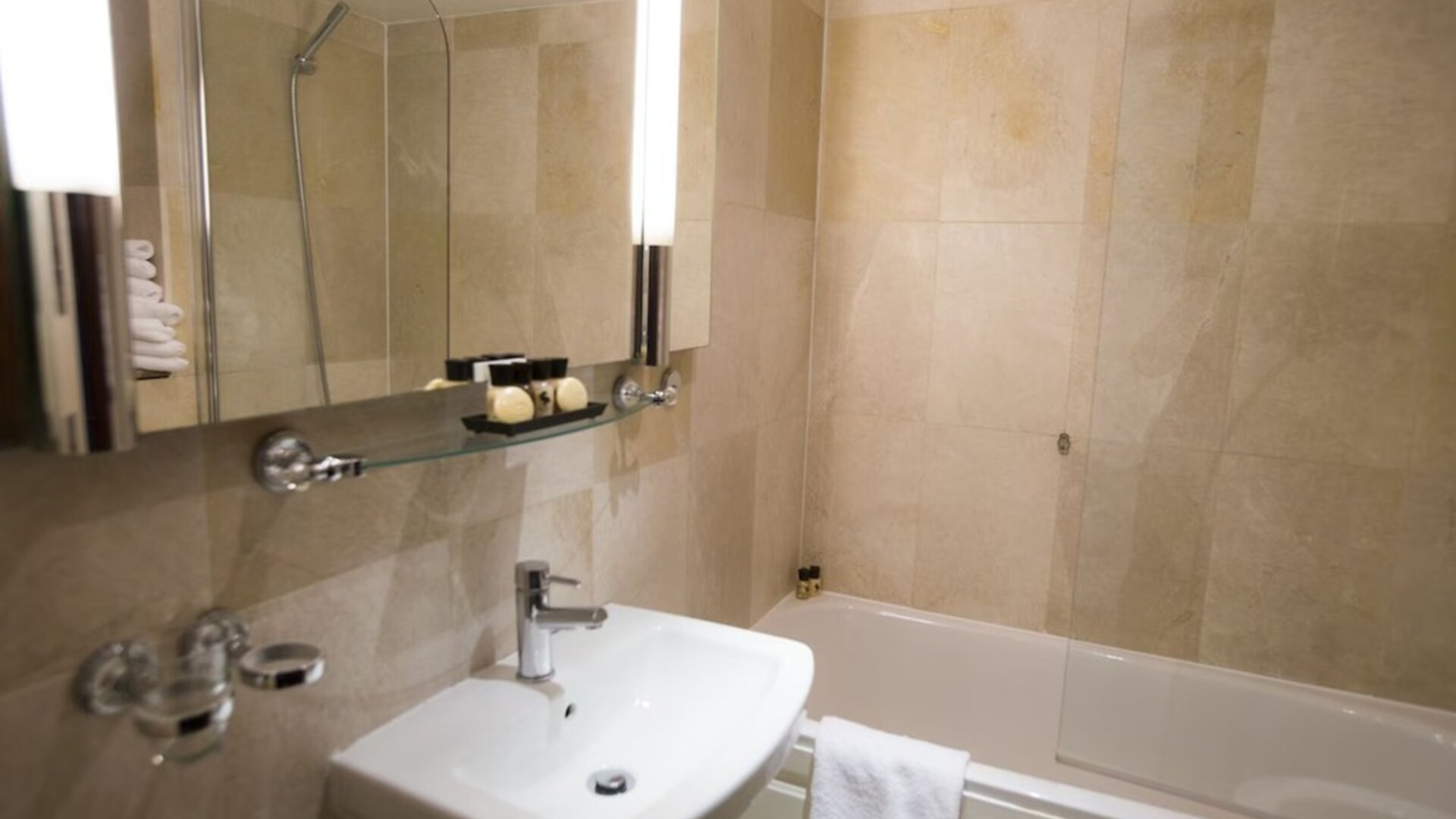 Private guest bathroom at Cheshire Hotel.