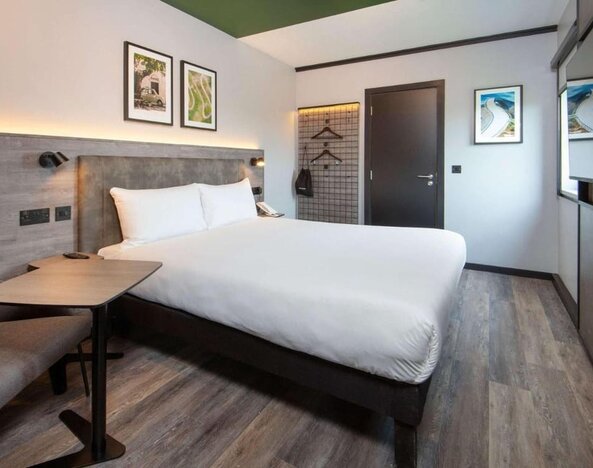 Day use room at Ibis London Gatwick Airport Hotel.