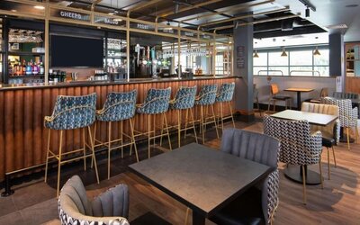 Dinig area at Ibis London Gatwick Airport Hotel.