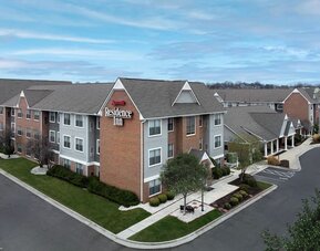 Hotel exterior at Residence Inn Kansas City Overland Park.