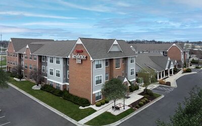 Hotel exterior at Residence Inn Kansas City Overland Park.