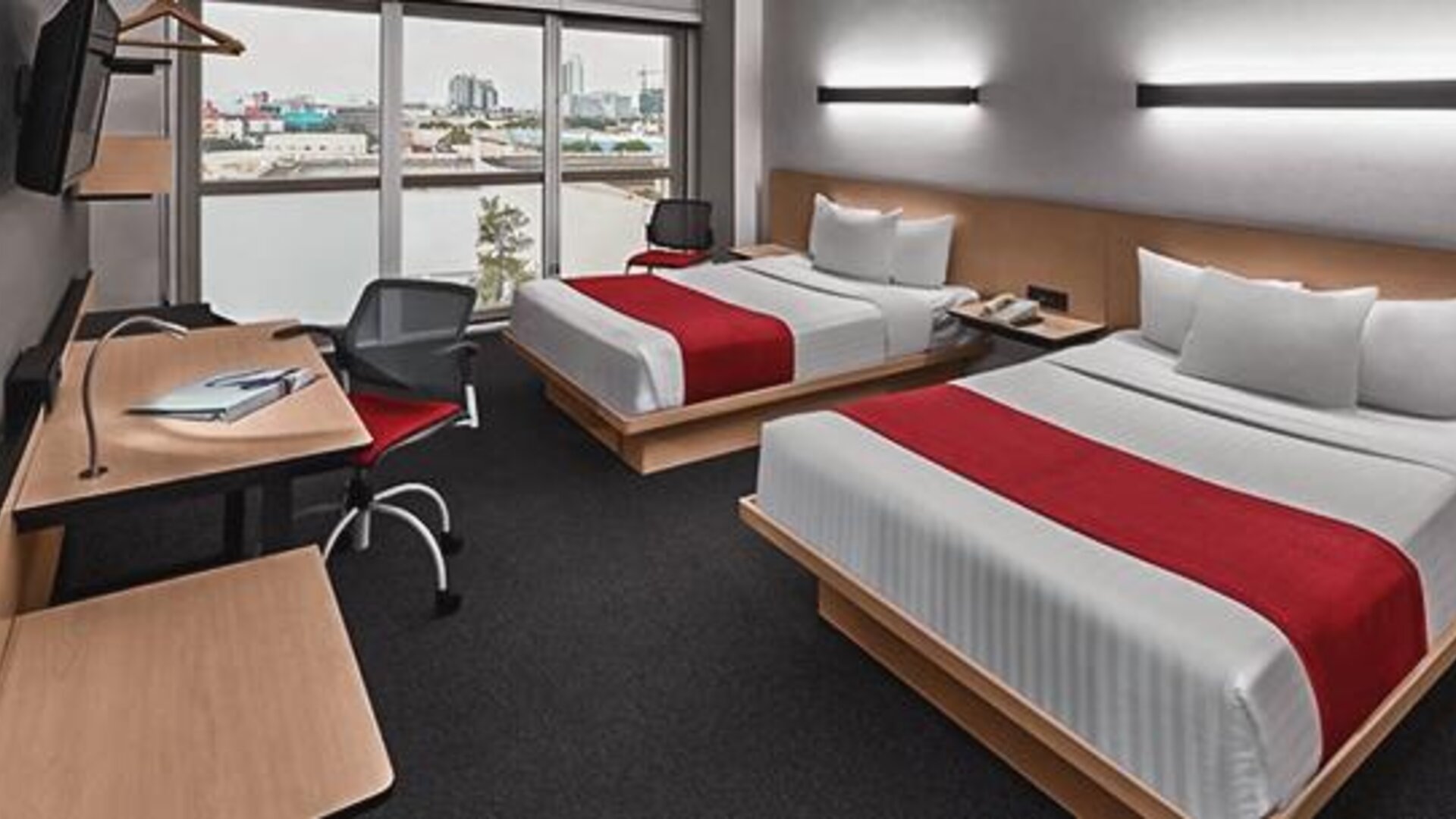 City Express Plus Patio Universidad