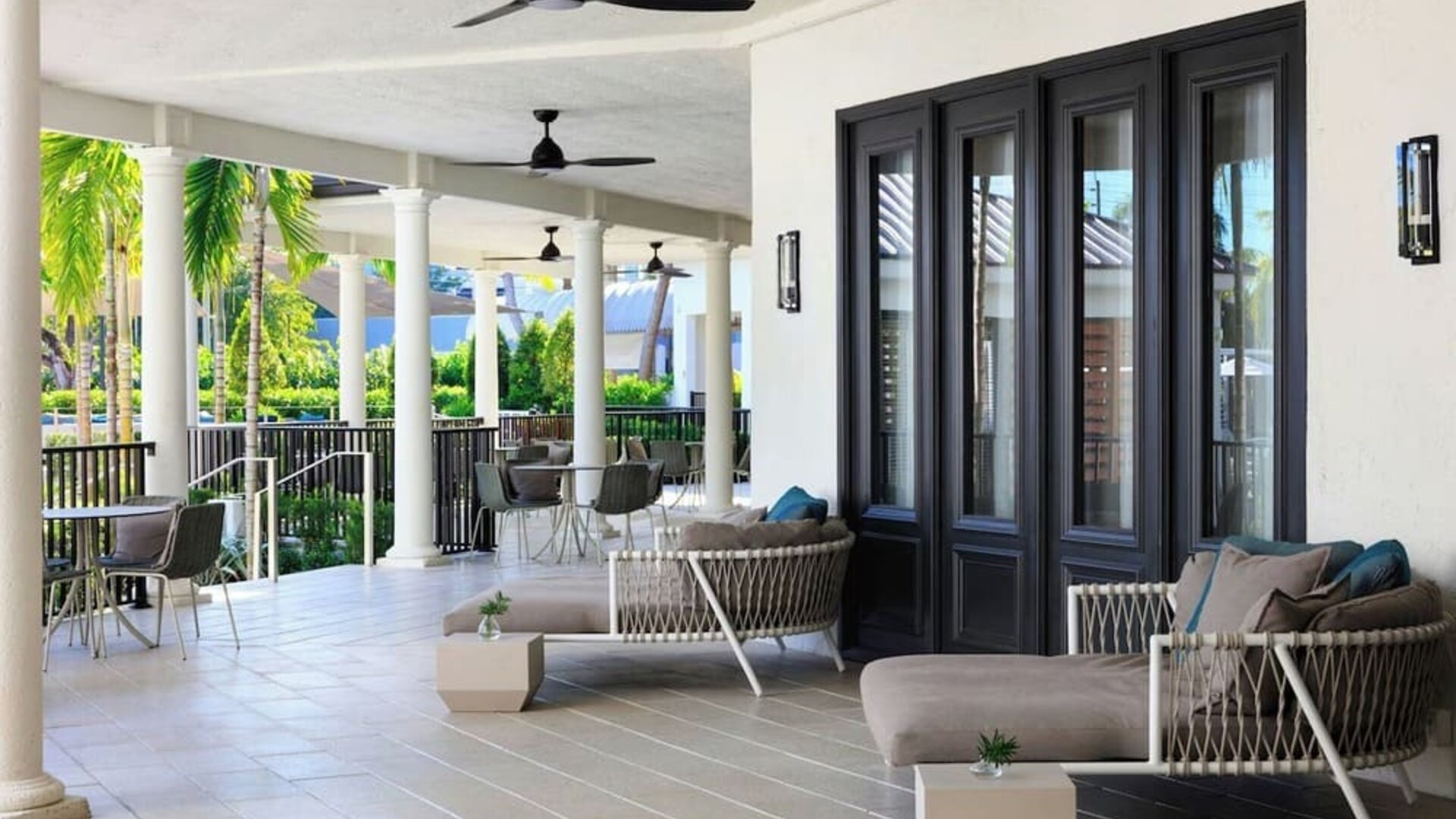 Seats in the veranda perfect for coworking at Renaissance Boca Raton Hotel.
