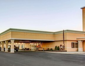 Parking area at Comfort Inn & Suites Triadelphia.