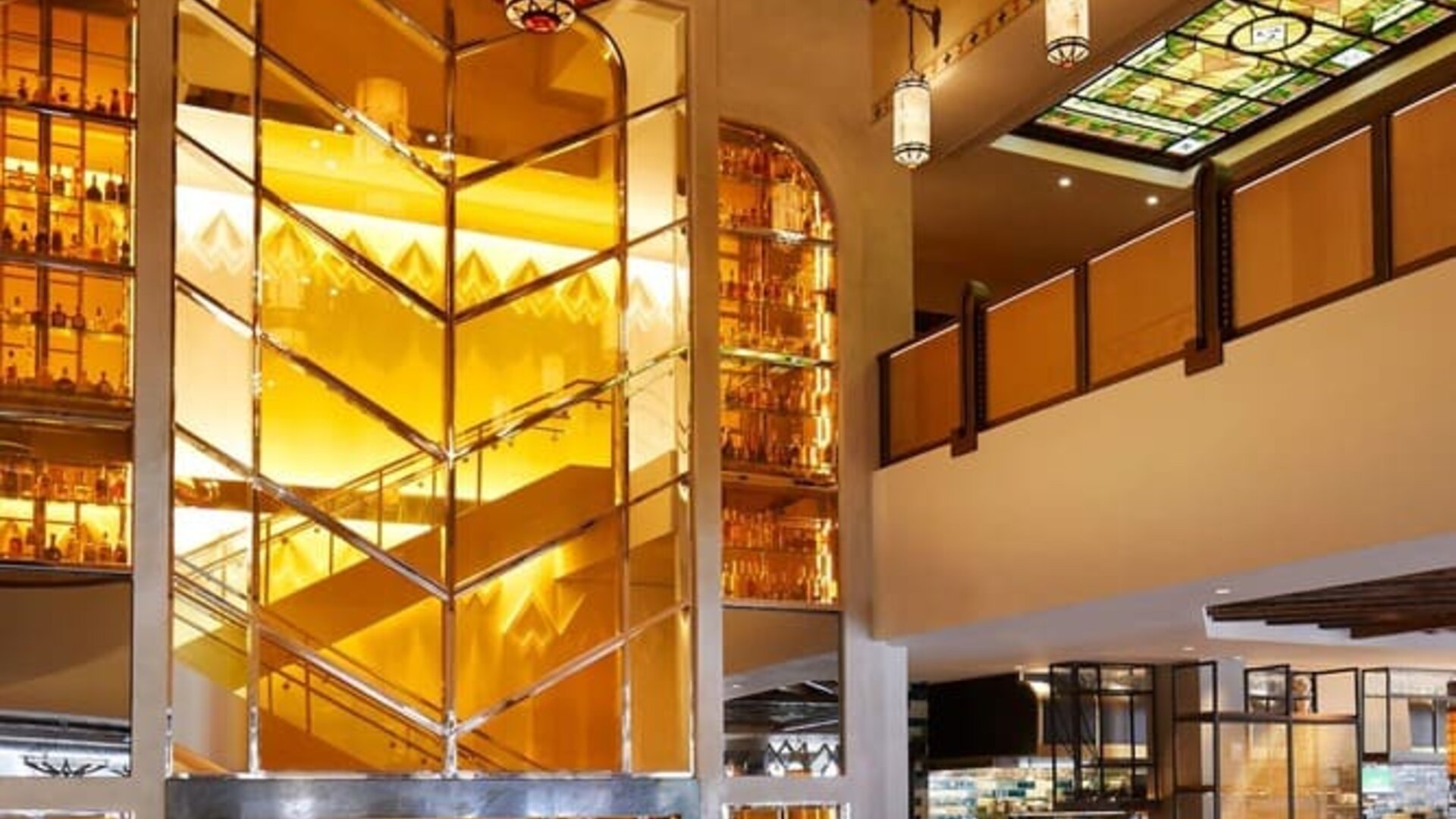 Hotel bar at The Plaza Pioneer Park, El Paso.