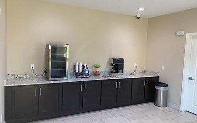 Coffee and breakfast station at Palace Inn 290 & Jones Rd.