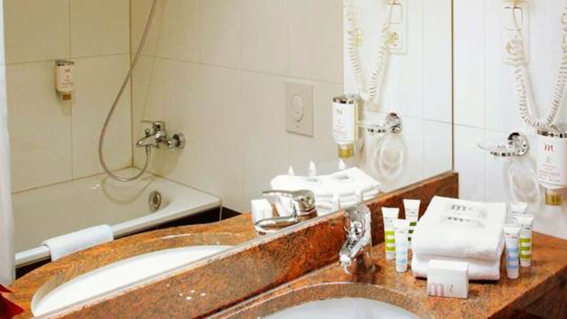 Mercure Chateau Berlin am Kurfürstendamm Hotel