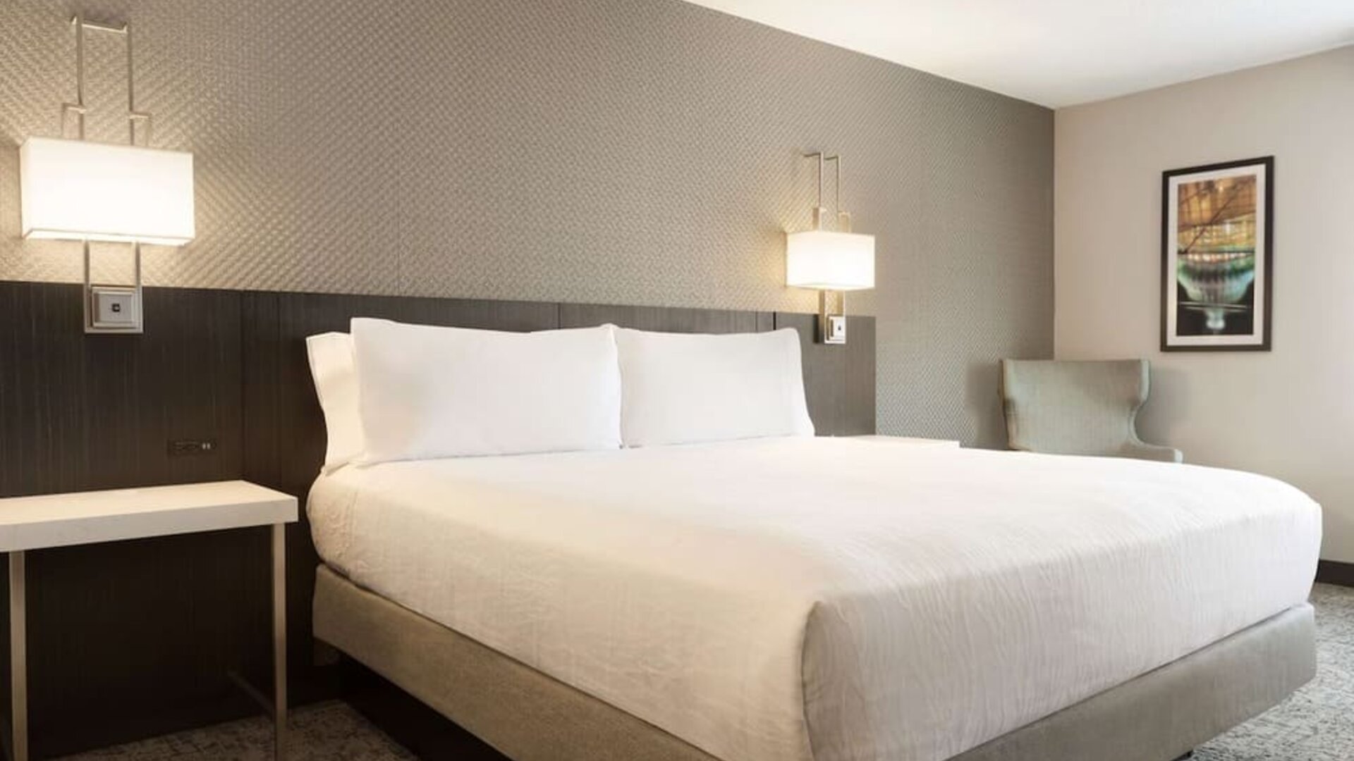 King bed at Hilton Garden Inn Washington DC Downtown.